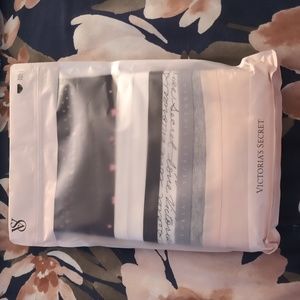 Victoria's Secret 7pack high leg Briefs